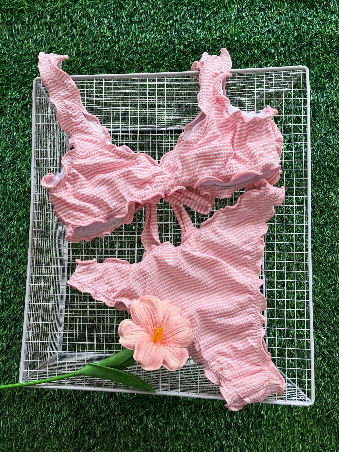 Swim Mod Solid Color Pink Ruffle Trim Tie-Up Bikini Set, Sweet Ruffled Thermal Spring Resort Swimwear For Women