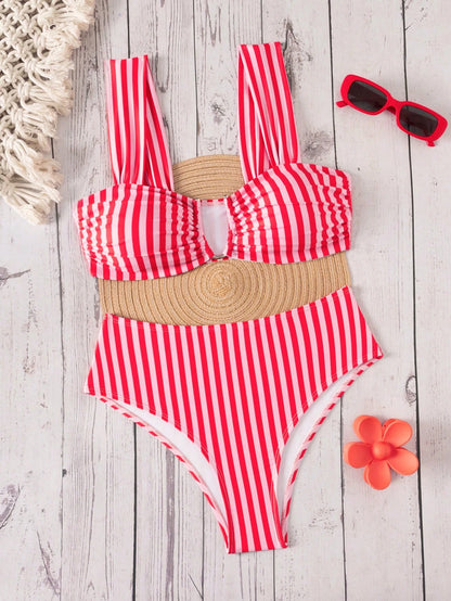 Swim Mod Springbreak Women's New Summer Random Ditsy Floral V-Neck Spaghetti Strap Sweet Floral Pattern Bikini Set