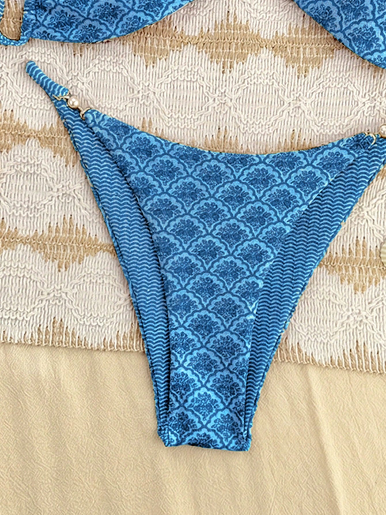 Swim Mod Women's Beach Vacation Print Random Faux Pearl Decor Sexy Bikini Two-Piece Swimsuit Set