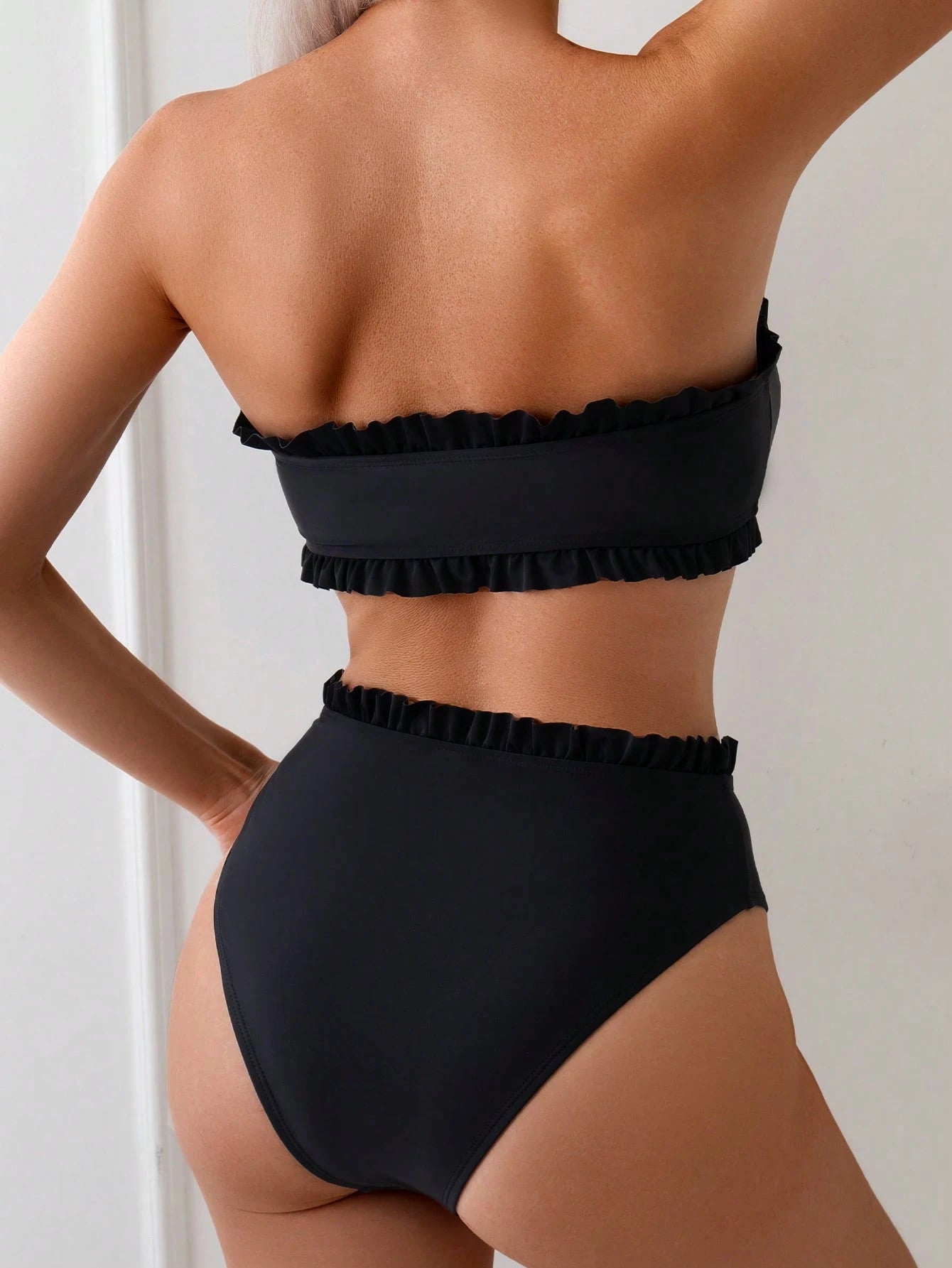 Swim Mod Women's Summer Beach Pool Party Solid Color Ruffle Trim Bandeau Bikini Set With Front Knot, Two Pieces Swimwear White Bathing Suits Cute