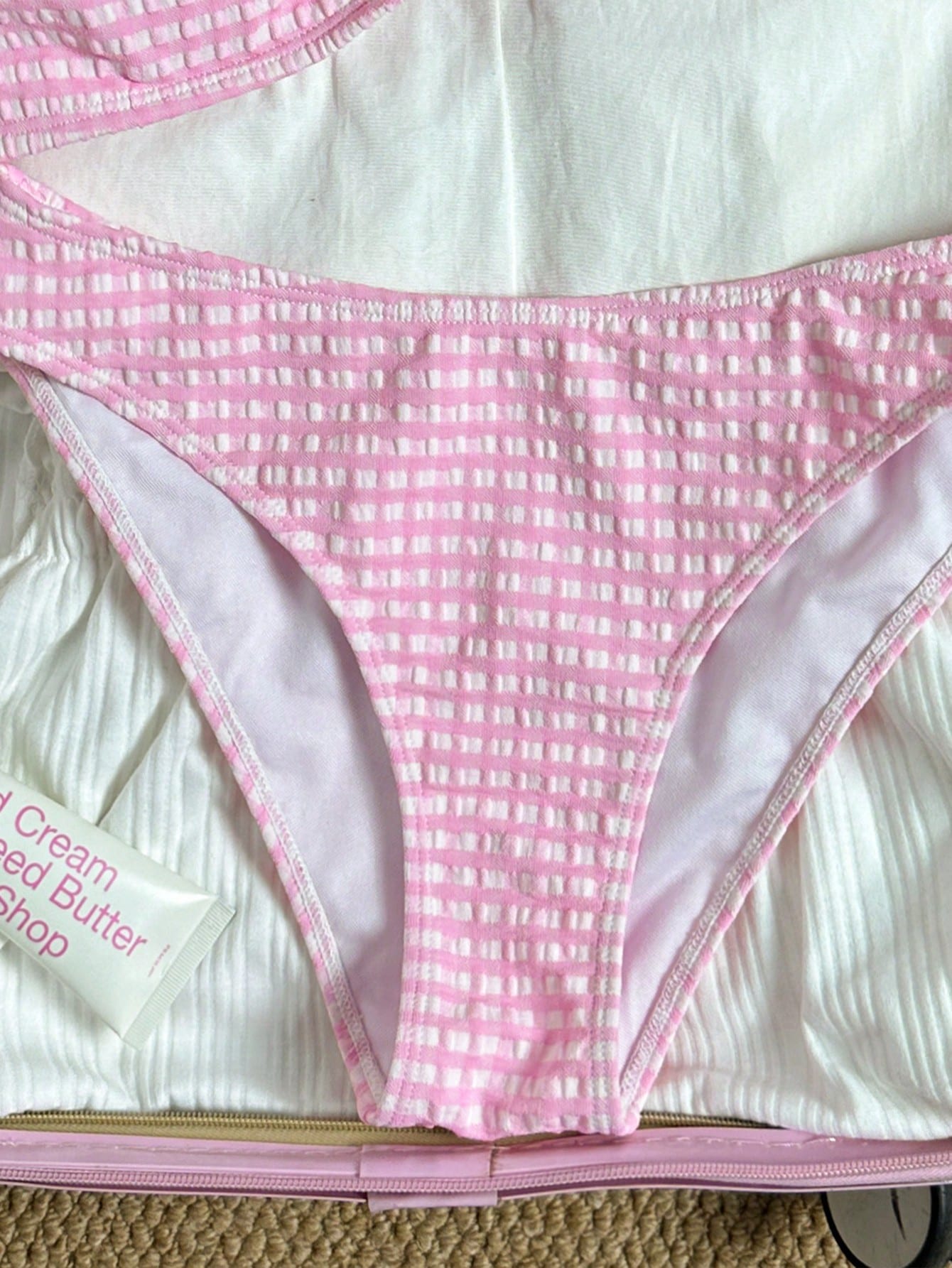 Swim Mod Women's Sweet Minimalist Cute Round Neck Beach Bikini Set, Spring/Summer,Cute Pink Plaid Mini Bikini Swimwear Set For Women's Summer Beach Vacation