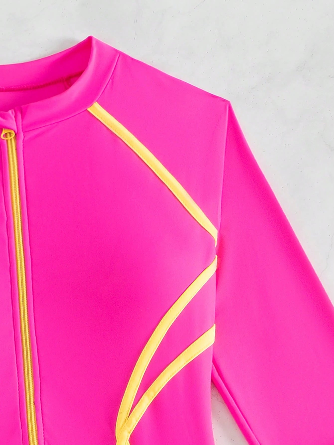 Swim SPRTY 1pc Women Solid Color Patchwork Long Sleeve Zipper Design Neon One-Piece Swimsuit For Summer Beach Vacation