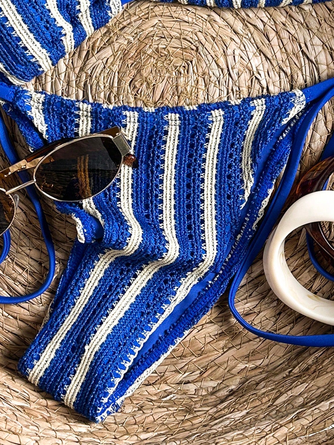 Swim Vcay 2026 Spring/Summer Blue Crochet Textured Fabric Spaghetti Strap Halter Tie Side High Cut Tie String Bikini Swimwear For Women, Vacation Style, Suitable For Beach Photos And Holiday