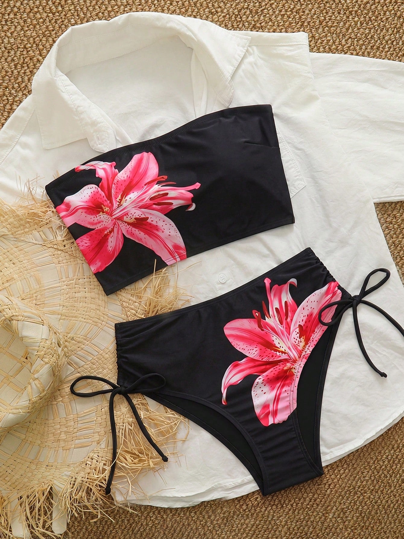 Swim Vcay Women's 2-Piece Tropical Ditsy Floral Bandeau Crop Top And High Waist Shorts Bikini Set Set, Casual Beach Party Bikini