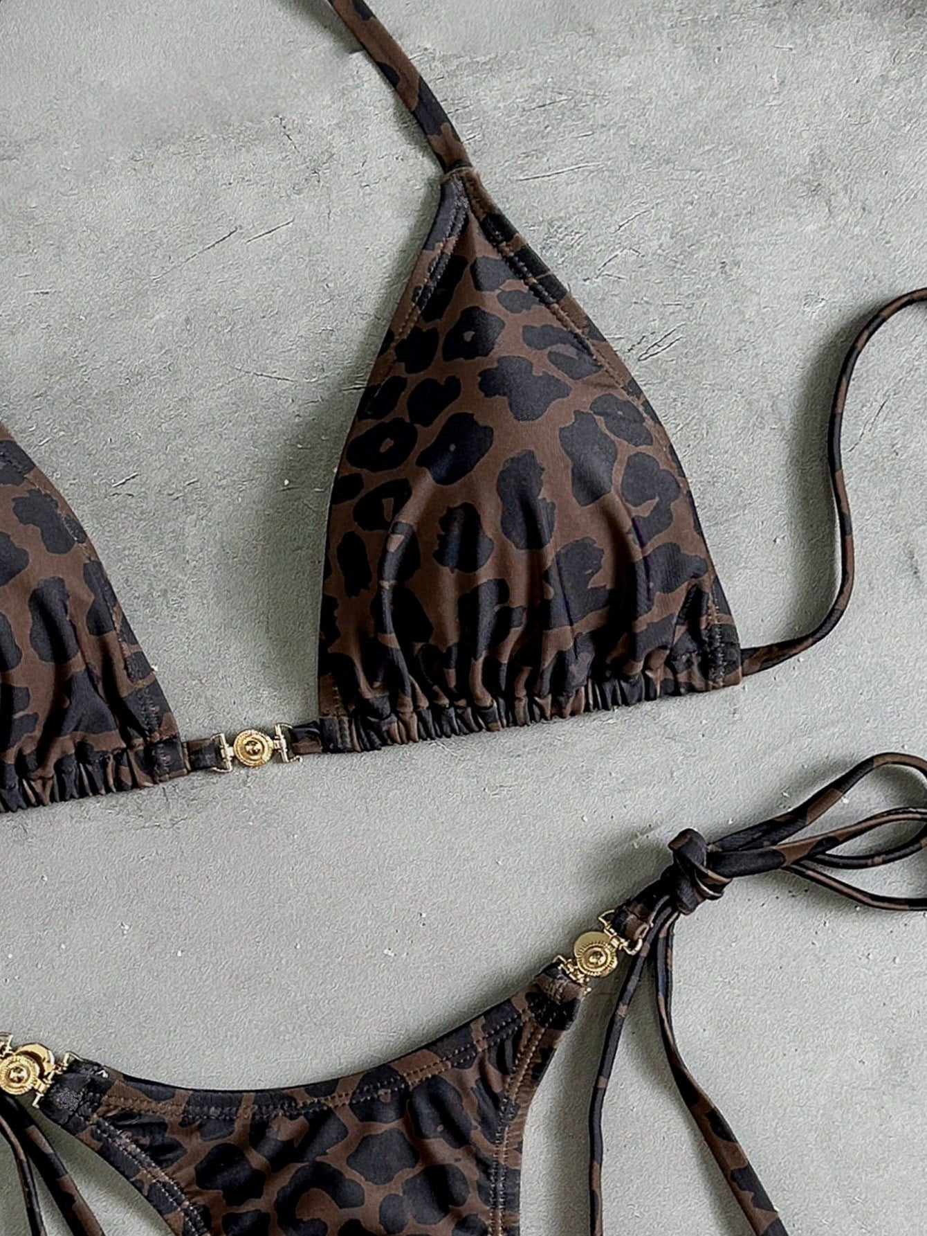 Swim Vcay Women's Chocolate Brown Tropical Leopard Print Two Pieces Bikini Set With Metal Accessories,Summer Casual Beach Holiday Vacation Resort Wear