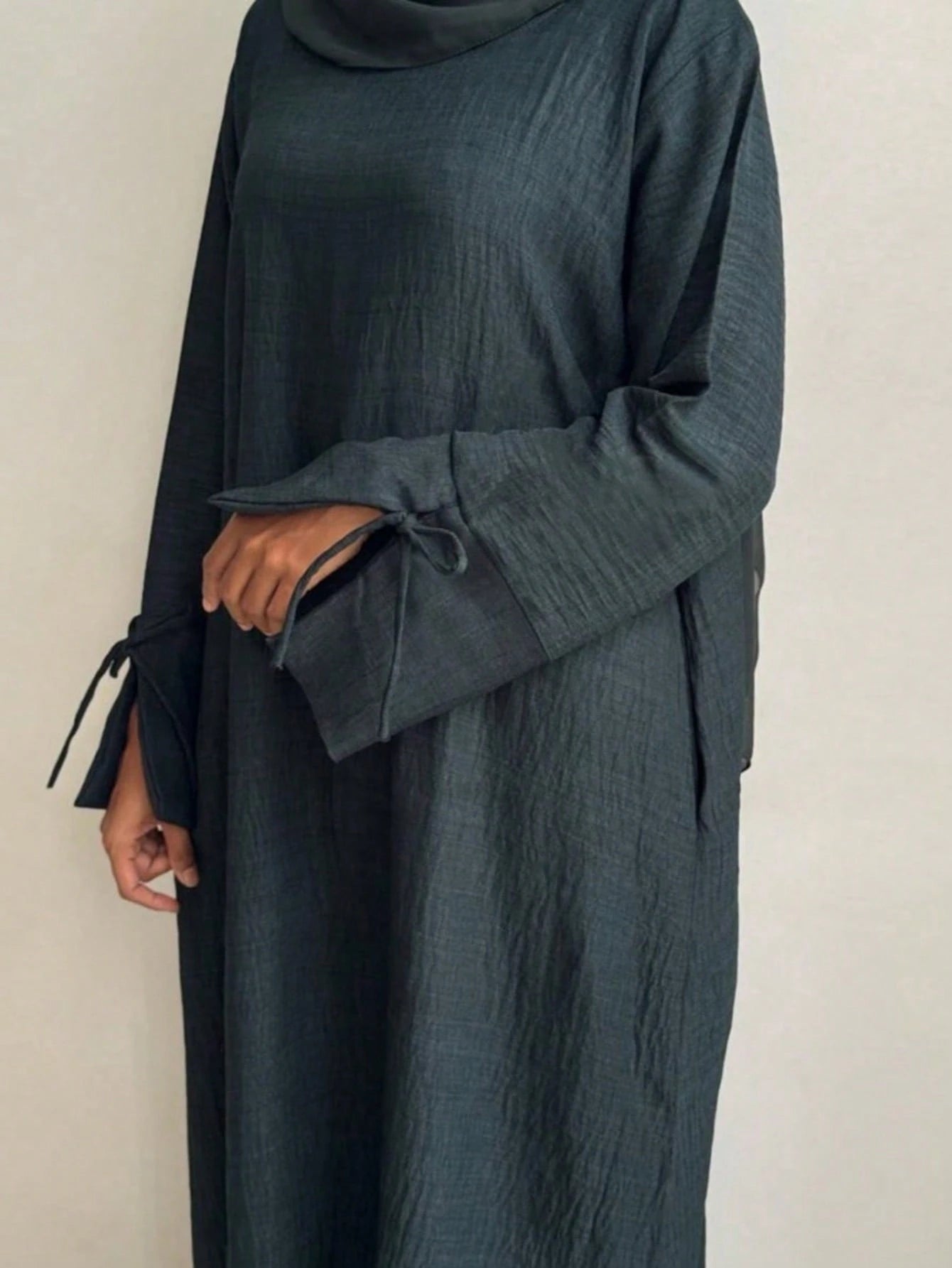 Textured Crinkle Abaya Dress, Loose Kimono Sleeve Maxi Abaya With Tie Cuffs, Modest Muslim Dubai Kaftan