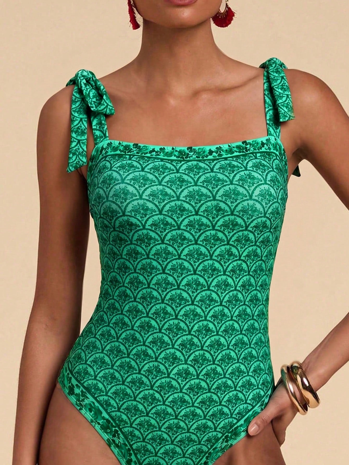 Travachic Women's Green Twist Strap One-Piece Swimsuit Beach Vacation Summer Tropical