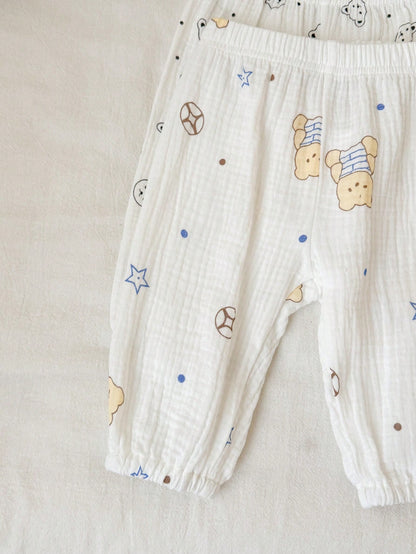 Vintaside Kids 2 Sets Newborn Spring/Summer Off-White Soft Cute Bear & Star All-Over Print Crew Neck Button-Front Long Sleeve Top And Cuffed Pants 2-Piece Set, Loose Casual Fit, Suitable For Daily Out