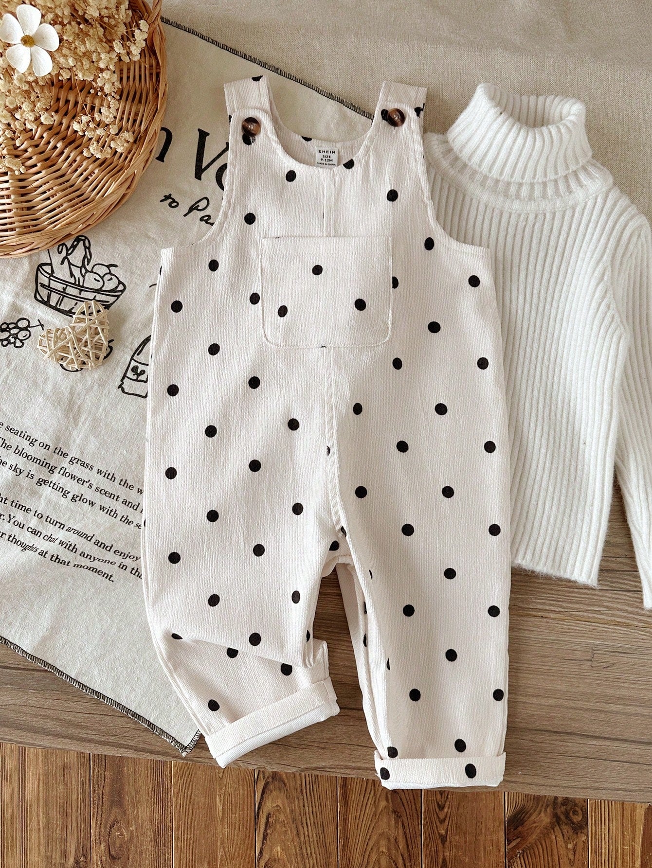 Vintaside Kids Baby Girls Spring/Autumn Polka Dot Top Overalls Jumpsuits Casual Style With Chest Pocket Decoration Outdoor And Leisure