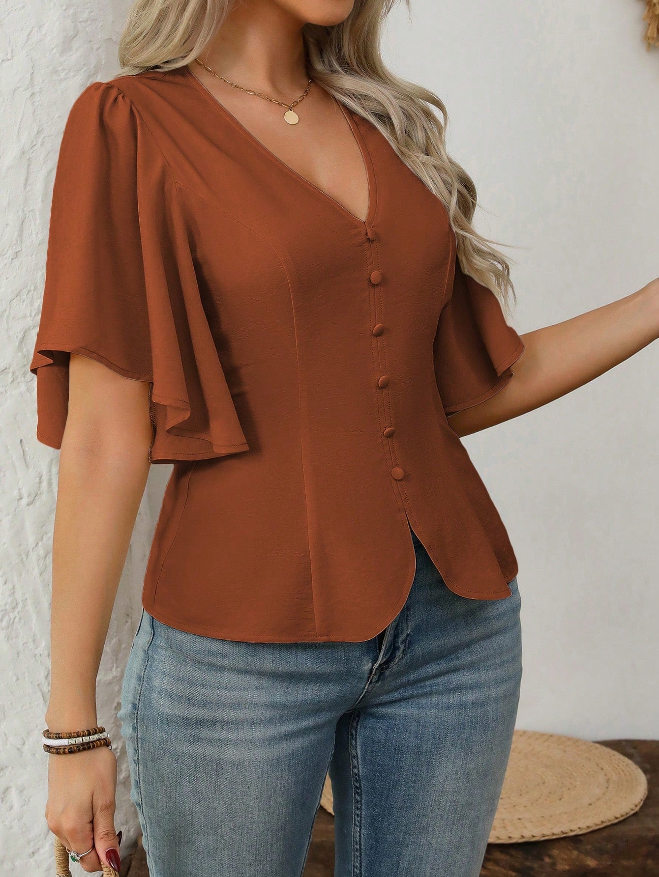 Vionelle Plus Size Women's Elegant French Style V-Neck Buttoned Decor Cinched Waist Flared Hem Short Sleeve Blouse, Casual Commute Holiday
