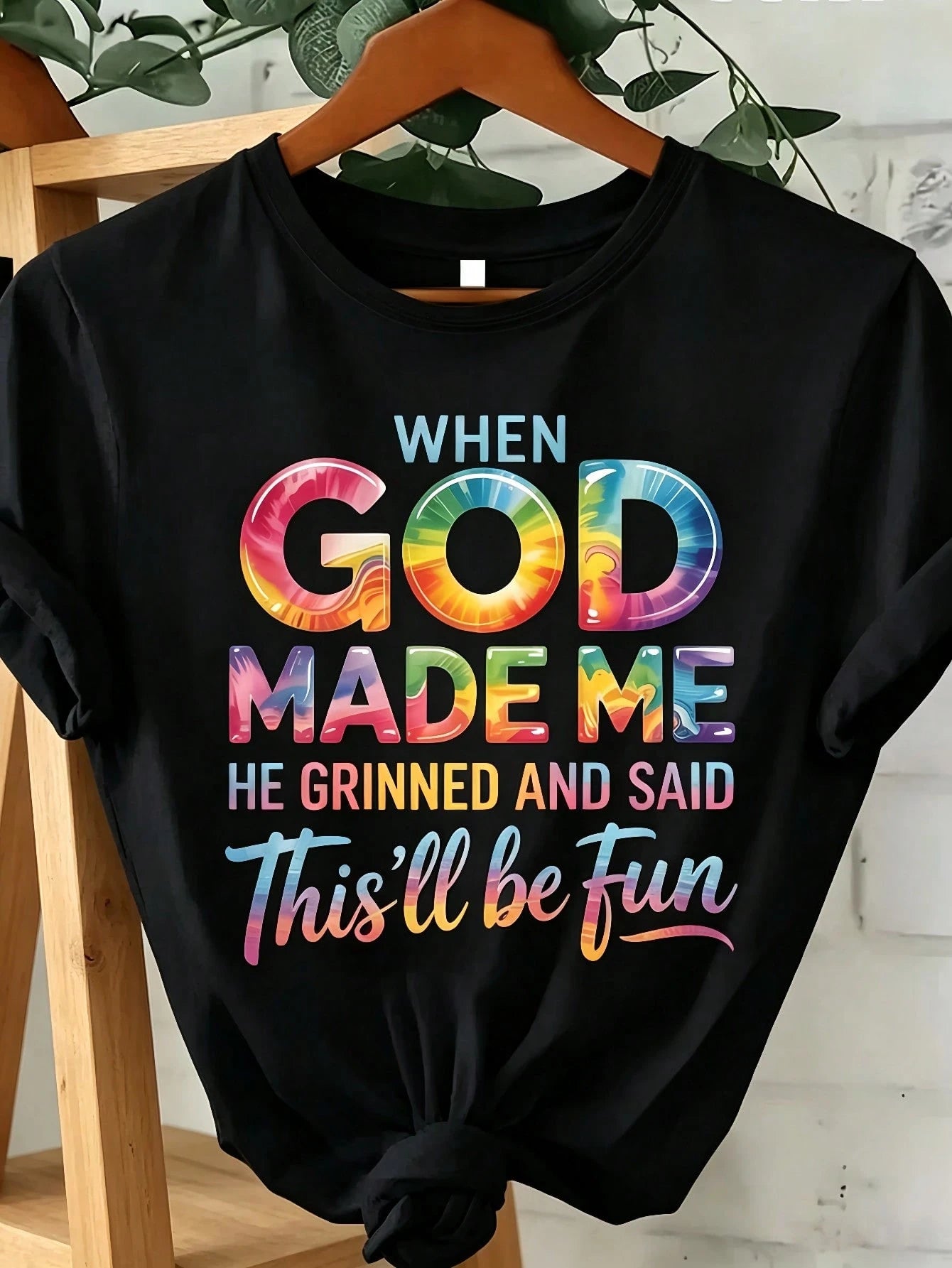 Women's Colorful "When God Made Me" Graphic Tee Casual Short Sleeve T-Shirt For Women Faith Print Top For Daily Wear