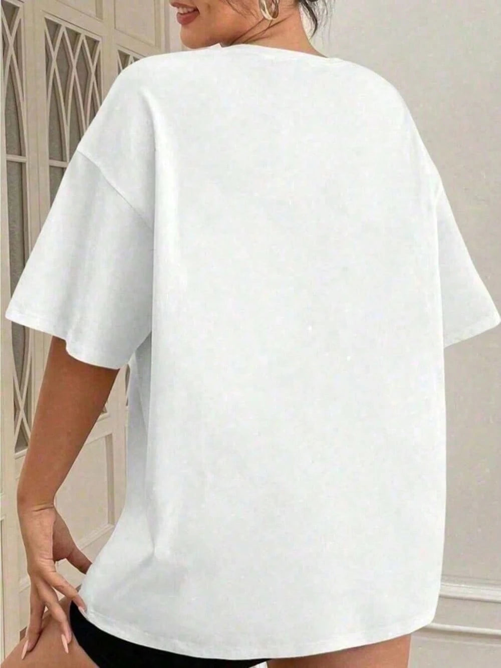 Women's Curious George Kite-Flying Pattern T-Shirt, 100% Cotton T-Shirt, Cute Age-Reducing Cartoon Print Top, Daily Wear, Holiday Gift