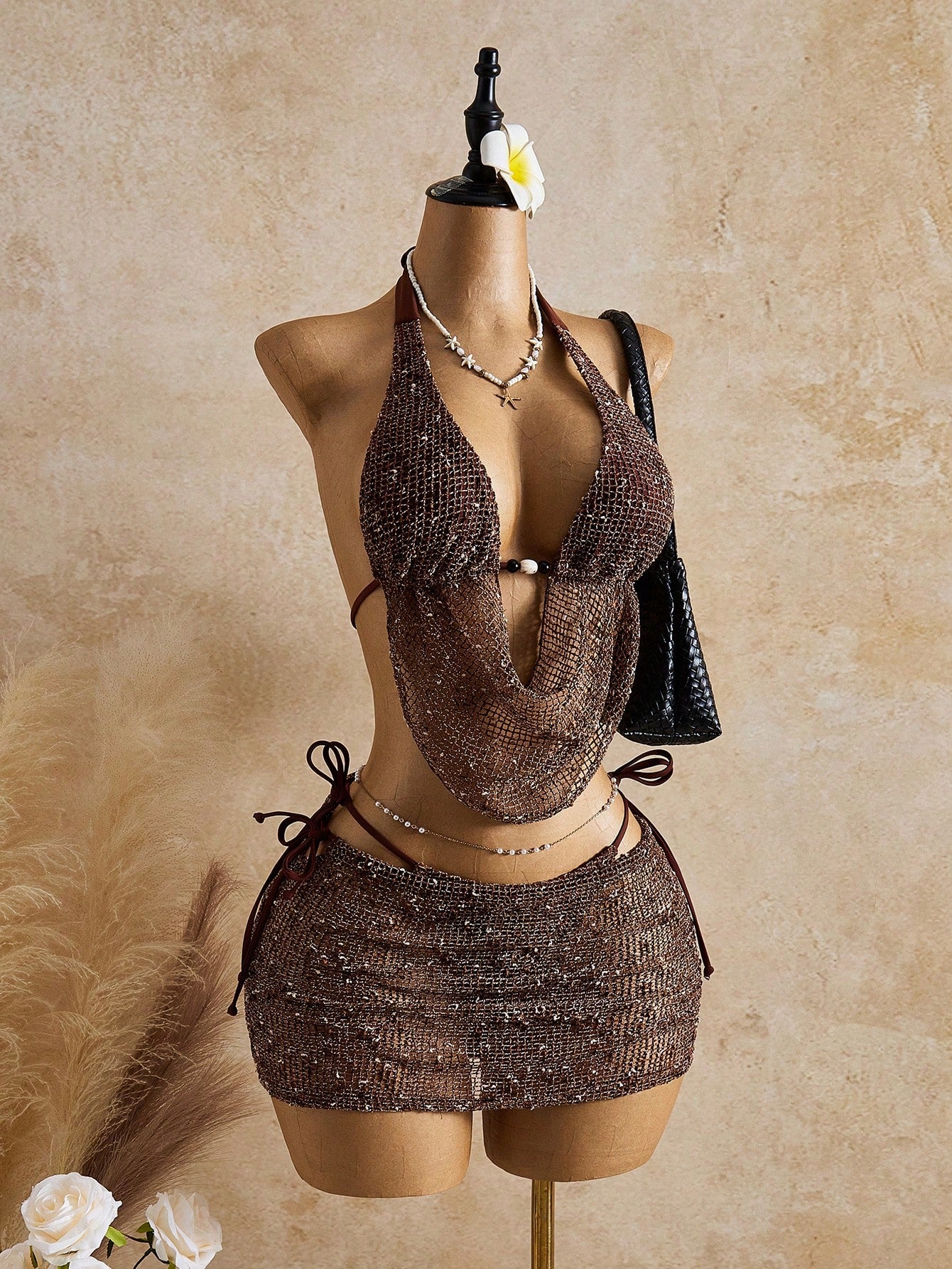 Women's New Spring/Summer 3 PiecesBeach Set, Halter Deep V Crochet Collar Design Bikini With Sheer Wrap Skirt, Suitable For Pool Parties, Music Festivals, Carnivals Vacation