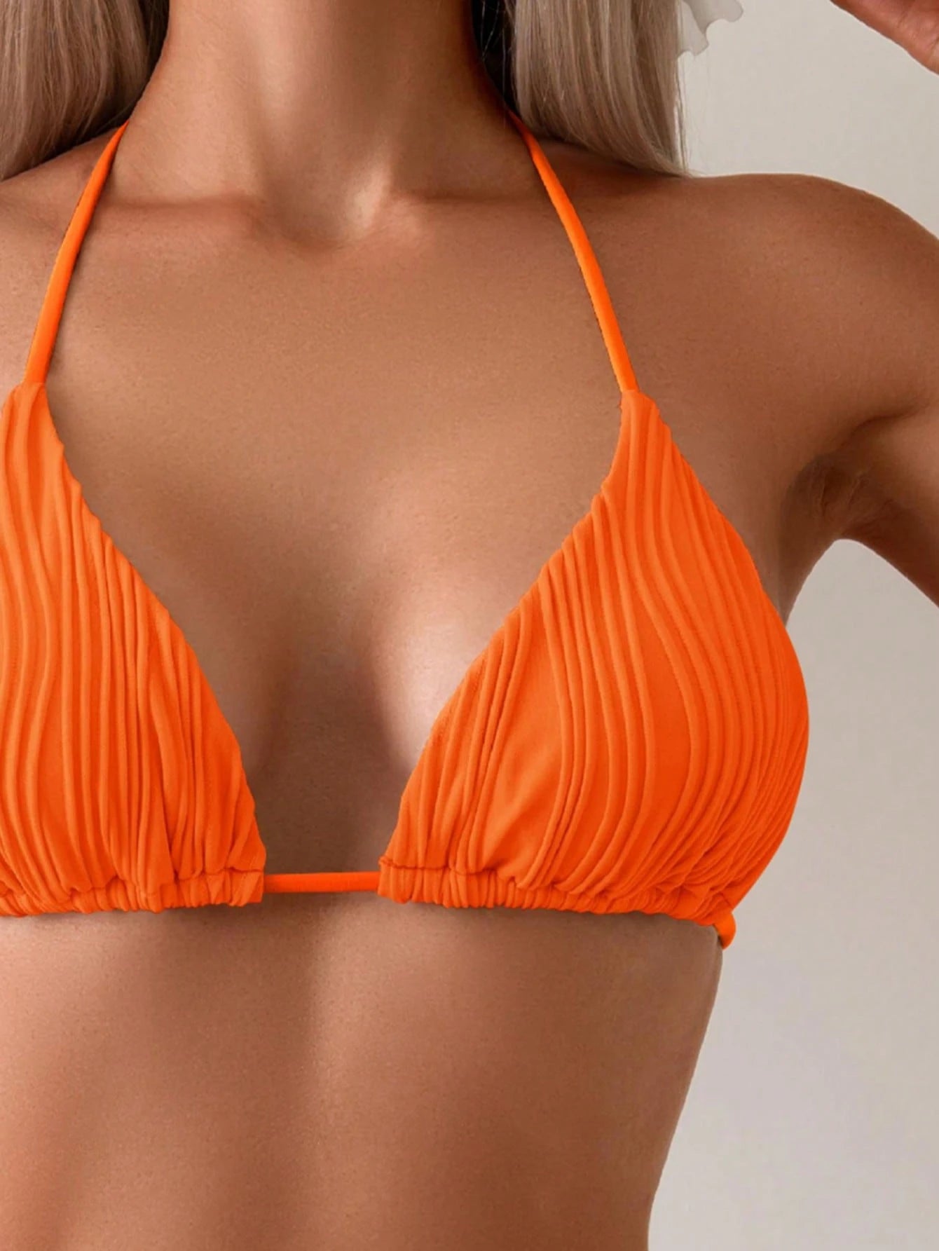 Women's Solid Color Special Wave Texture Fabric Triangle Back Bikini 2 Pieces Set Summer Vacation Beach